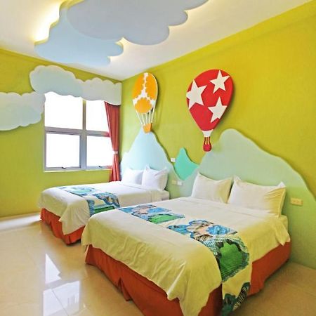 Fun Trip - Little Castle & Oscar B&B Taitung المظهر الخارجي الصورة