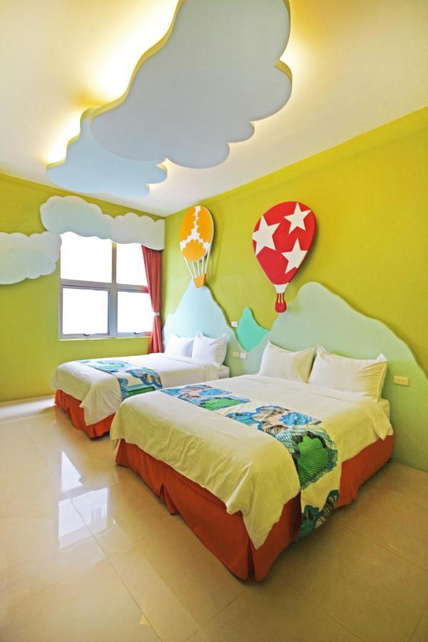 Fun Trip - Little Castle & Oscar B&B Taitung المظهر الخارجي الصورة