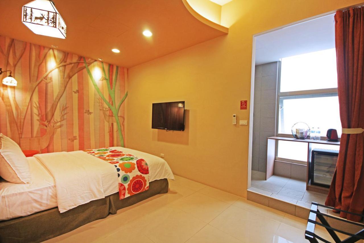 Fun Trip - Little Castle & Oscar B&B Taitung المظهر الخارجي الصورة