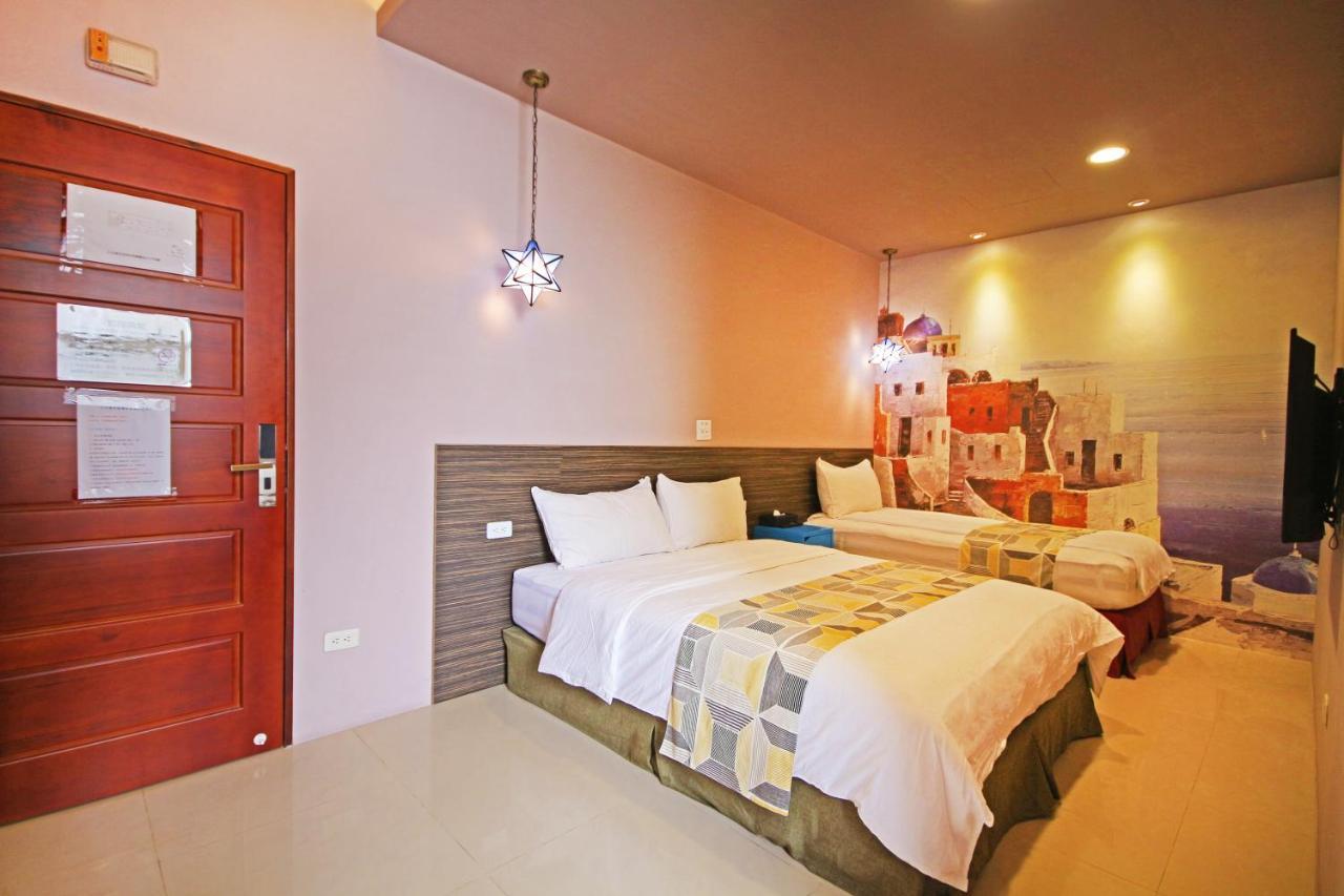 Fun Trip - Little Castle & Oscar B&B Taitung المظهر الخارجي الصورة