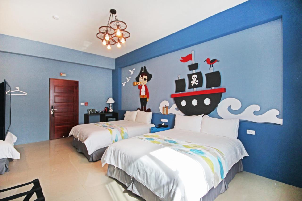 Fun Trip - Little Castle & Oscar B&B Taitung المظهر الخارجي الصورة