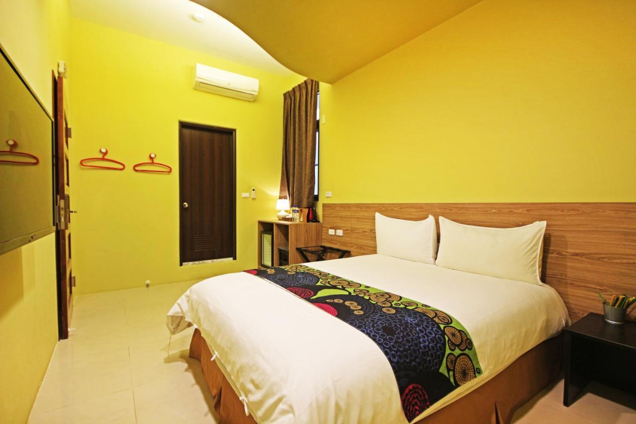 Fun Trip - Little Castle & Oscar B&B Taitung المظهر الخارجي الصورة