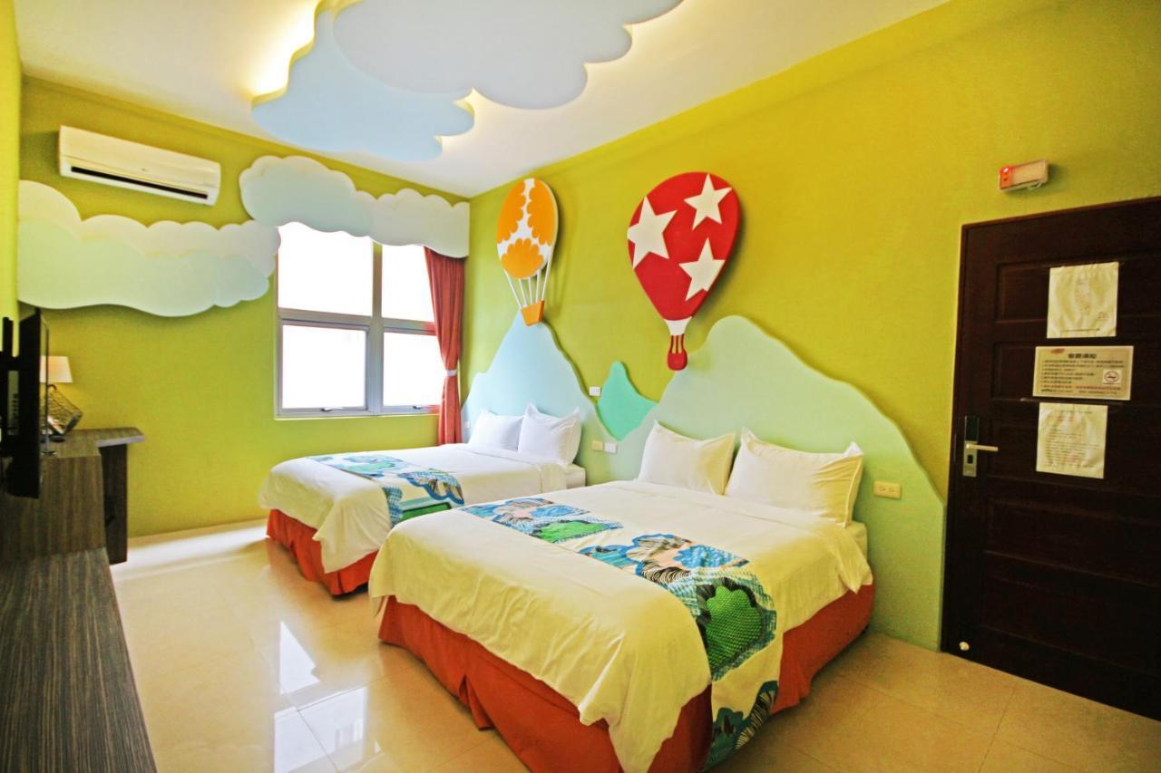Fun Trip - Little Castle & Oscar B&B Taitung المظهر الخارجي الصورة